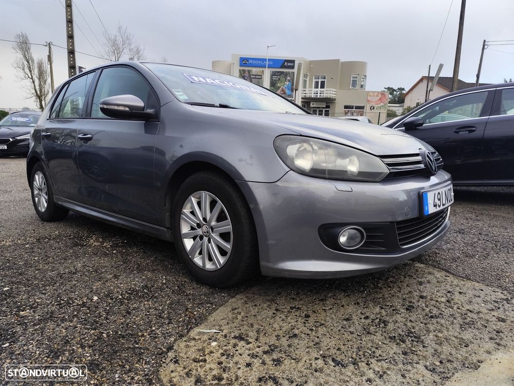 VW Golf 1.6 TDi Trendline BlueMotion - 2