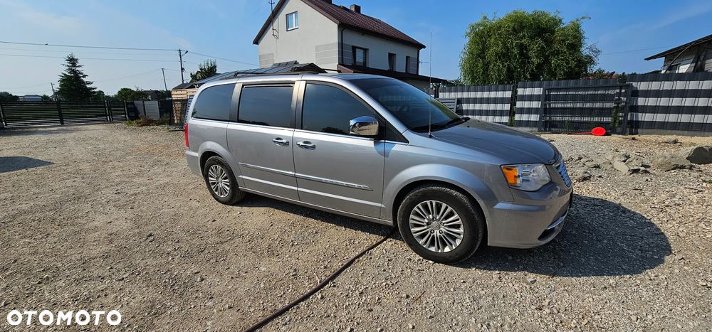 Chrysler Town & Country 3.6 Touring - 2