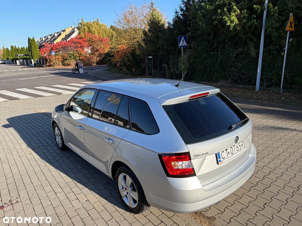 Skoda Fabia - 12