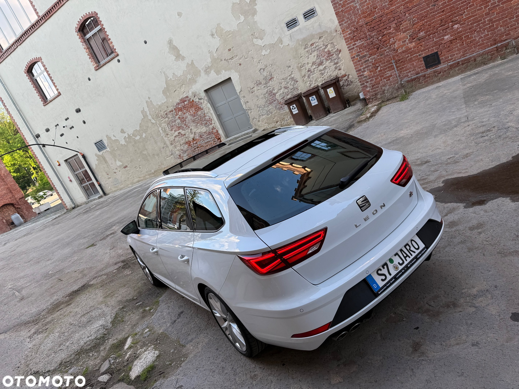 Seat Leon 2.0 TDI DPF DSG FR Black Matt Edition - 5