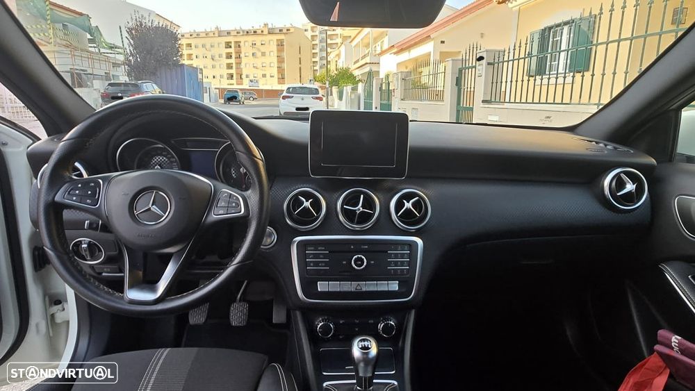 Mercedes-Benz A 180 d Fleet Pack Style - 12