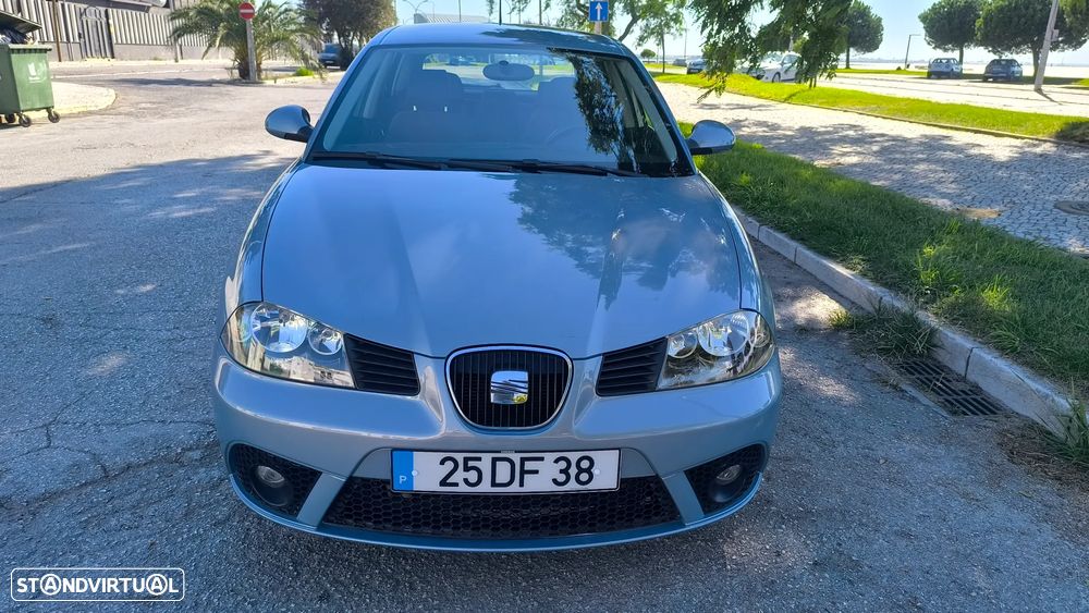 Seat Ibiza 2007 photo 2