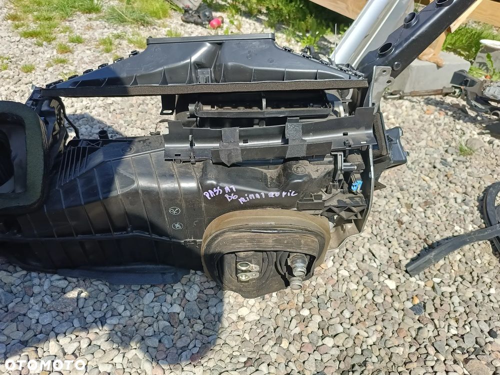 VOLKSWAGEN PASSAT B6 NAGRZEWNICA DMUCHAWA DENSO KOMPLETNA SILNICZKI INSTALACJA WENTYLATOR KLIMATRONIC - 2