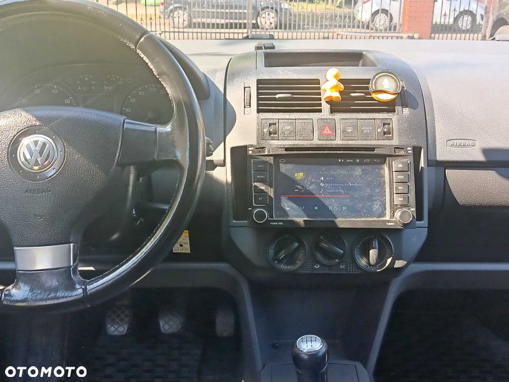 Volkswagen Polo - 7