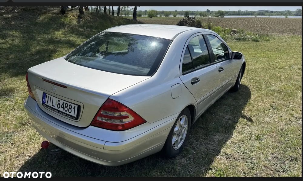 Mercedes-Benz Klasa C 180 Kompressor Automatik Classic - 2