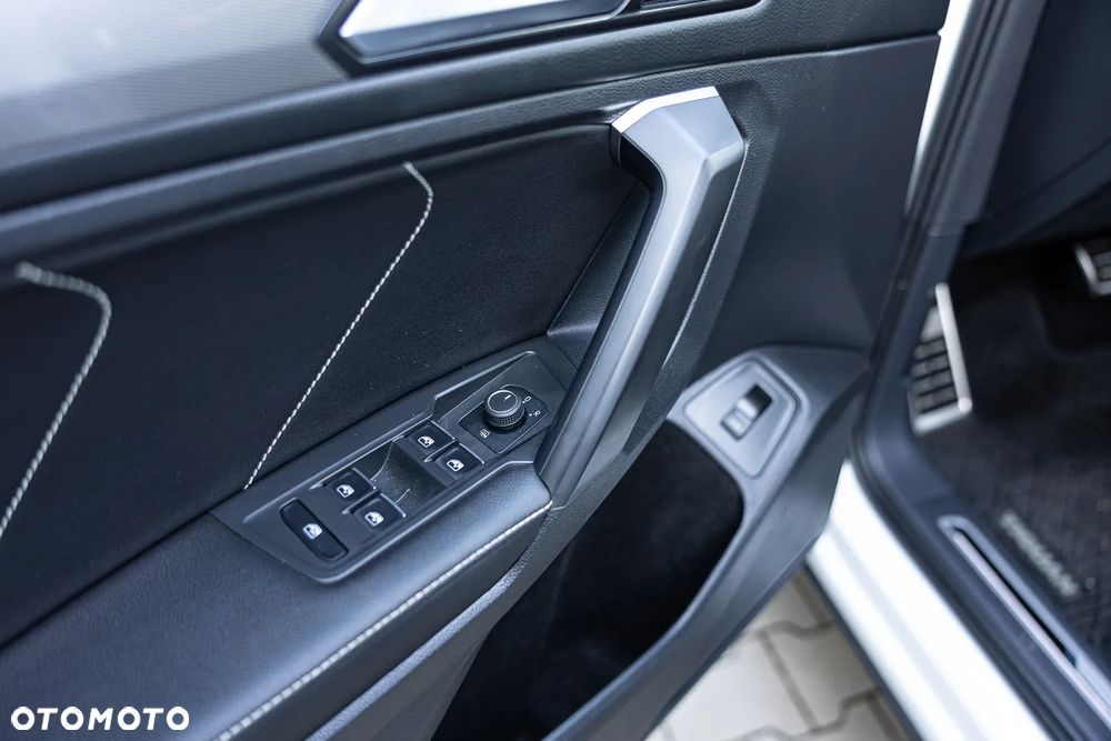 Volkswagen Tiguan Allspace 2.0 TSI OPF 4Motion DSG R-Line - 23