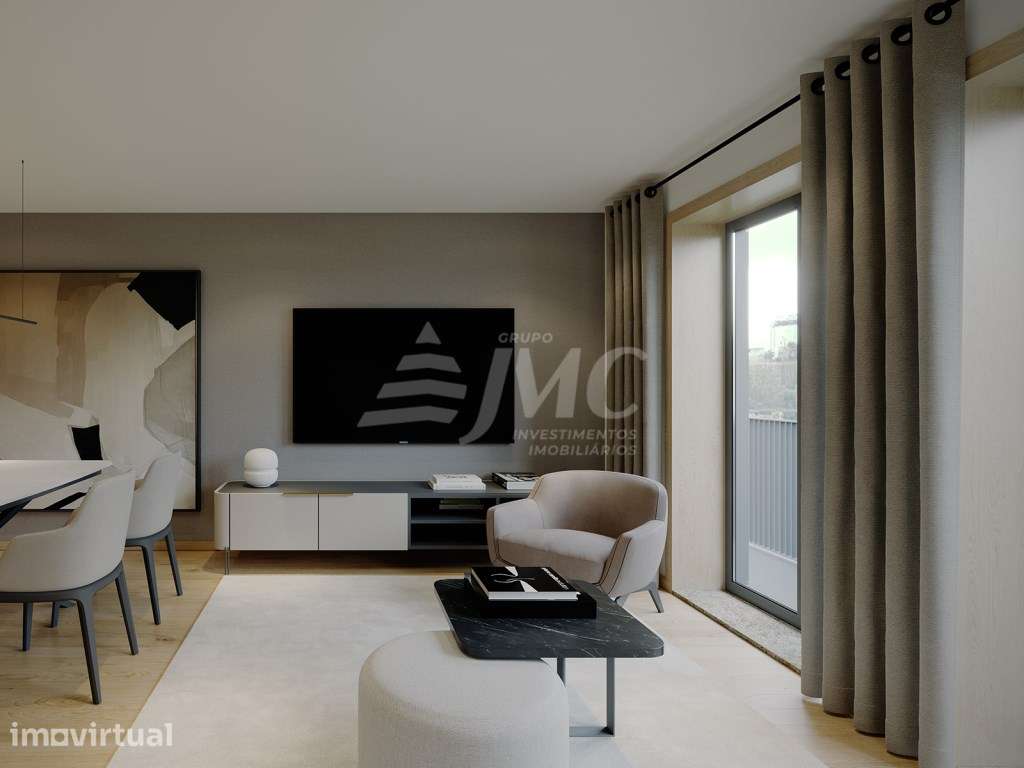 Apartamento T2 próximo ao Hospital S. João - Grande imagem: 3/22