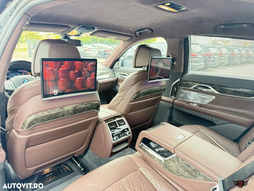 BMW Seria 7 740d xDrive MHEV - 9