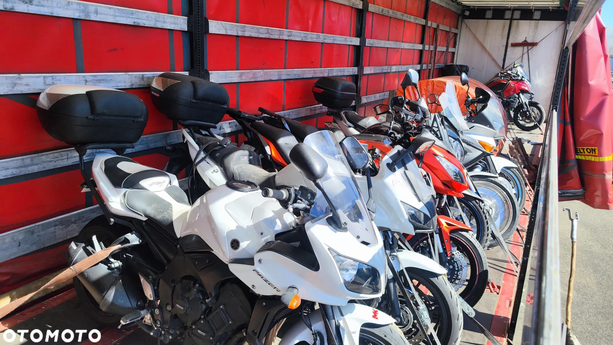 Yamaha FZS - 40