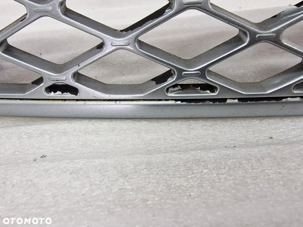 FORD FOCUS MK1 LIFT 01-04 ATRAPA / GRILL PRZEDNI PRZÓD , NR 2M518200AGW , NR AUKCJI GR196 - 7
