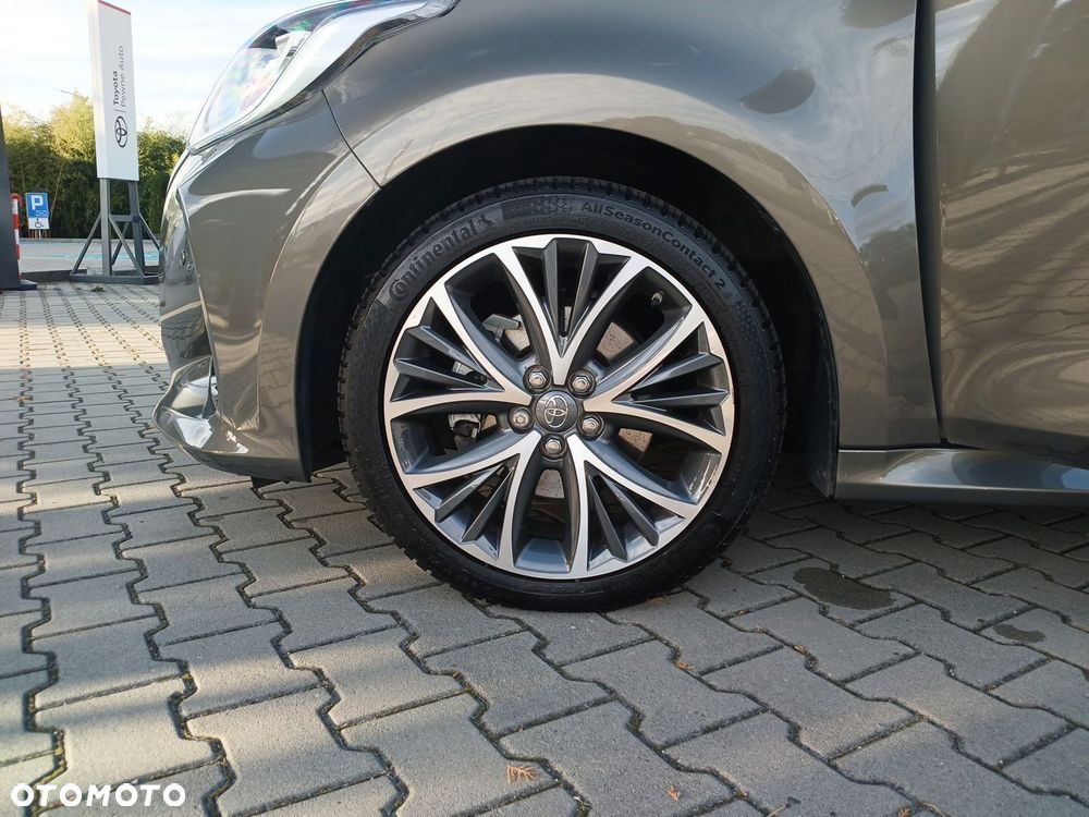 Toyota Yaris - 25