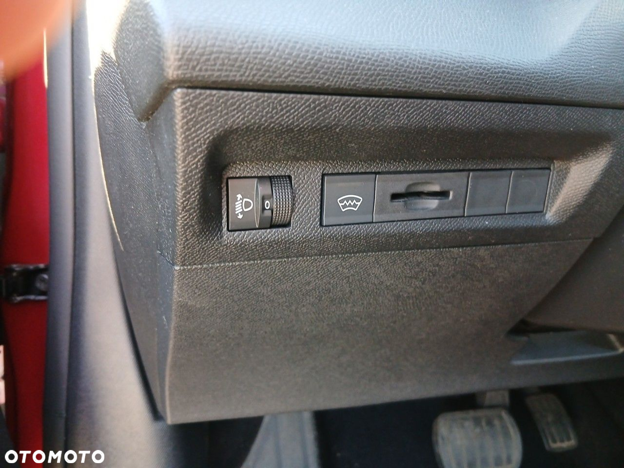 Peugeot 308 1.5 BlueHDi Allure S&S EAT8 - 13