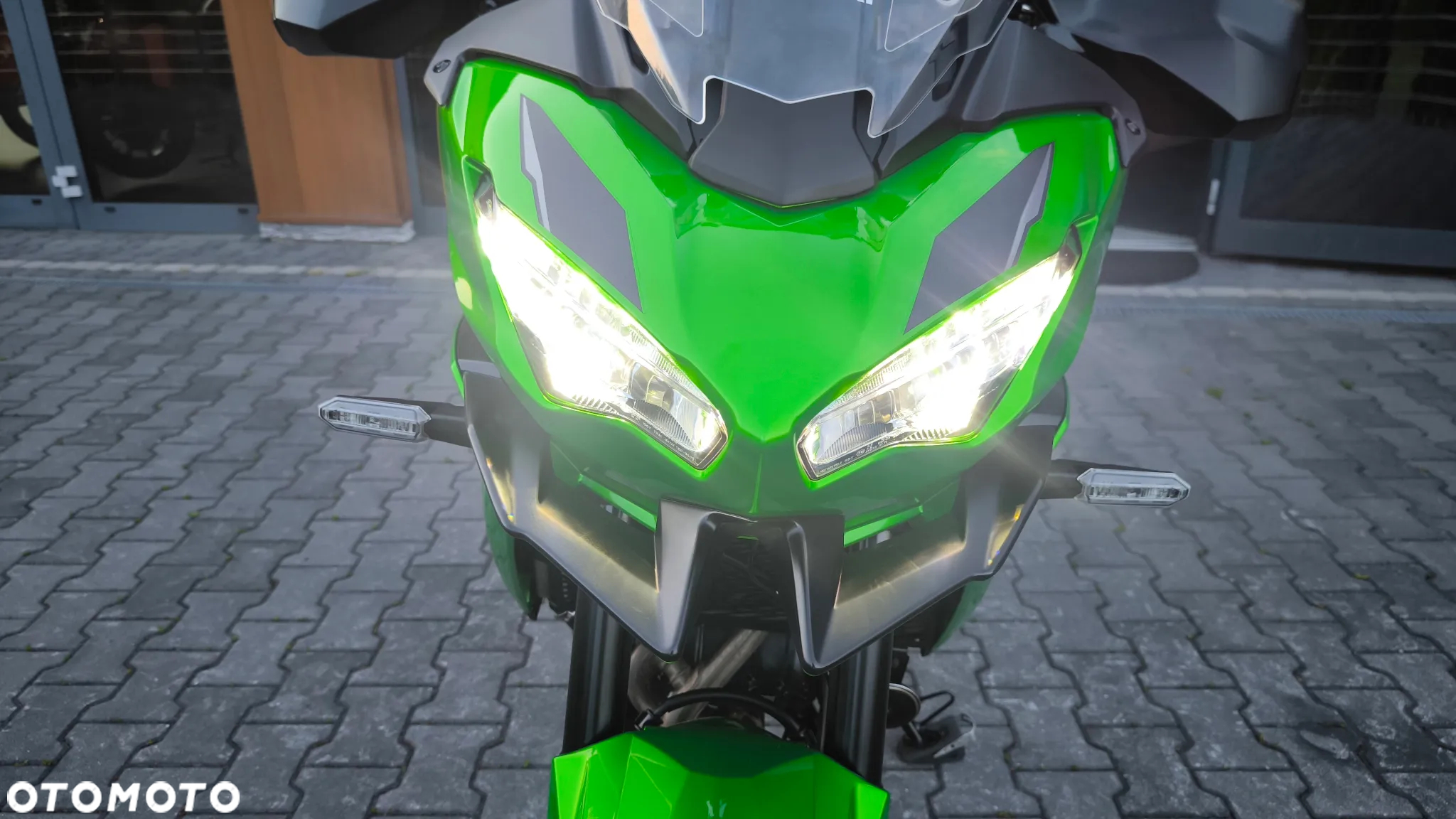 Kawasaki Versys 650 - 14