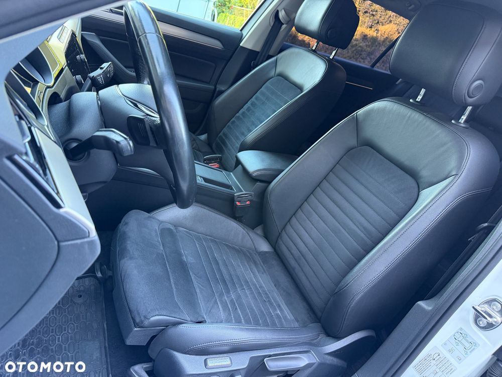 Volkswagen Passat - 26
