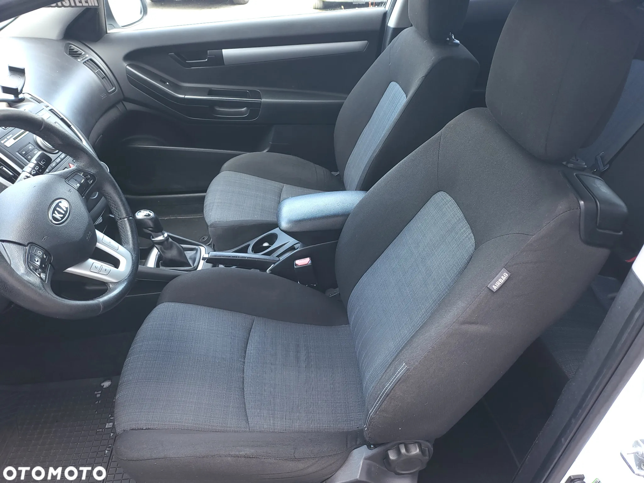 Kia ProCeed Pro_cee'd 1.6 crdi L Euro2012 - 6