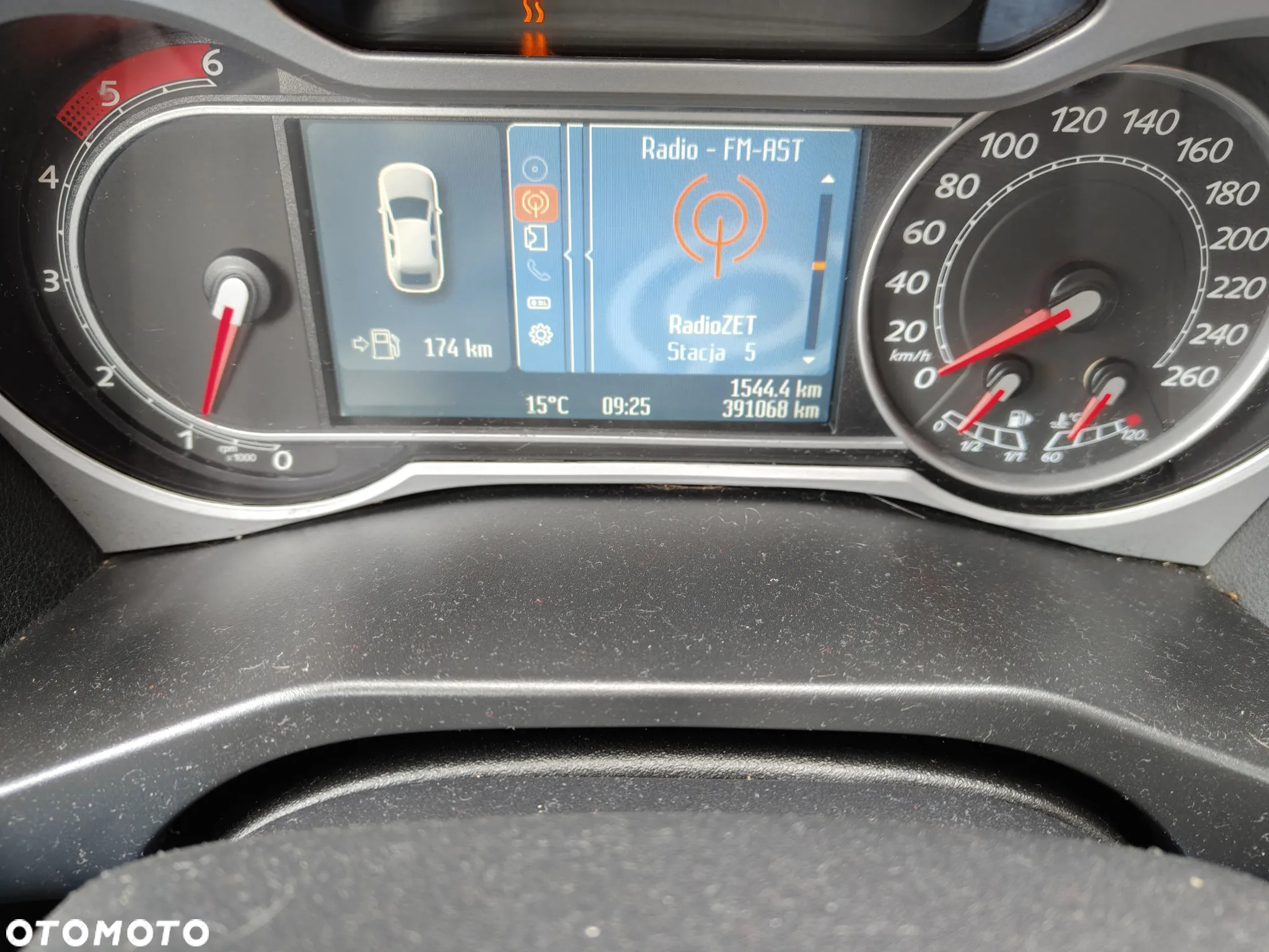 Ford Mondeo 2.0 TDCi Silver X - 18
