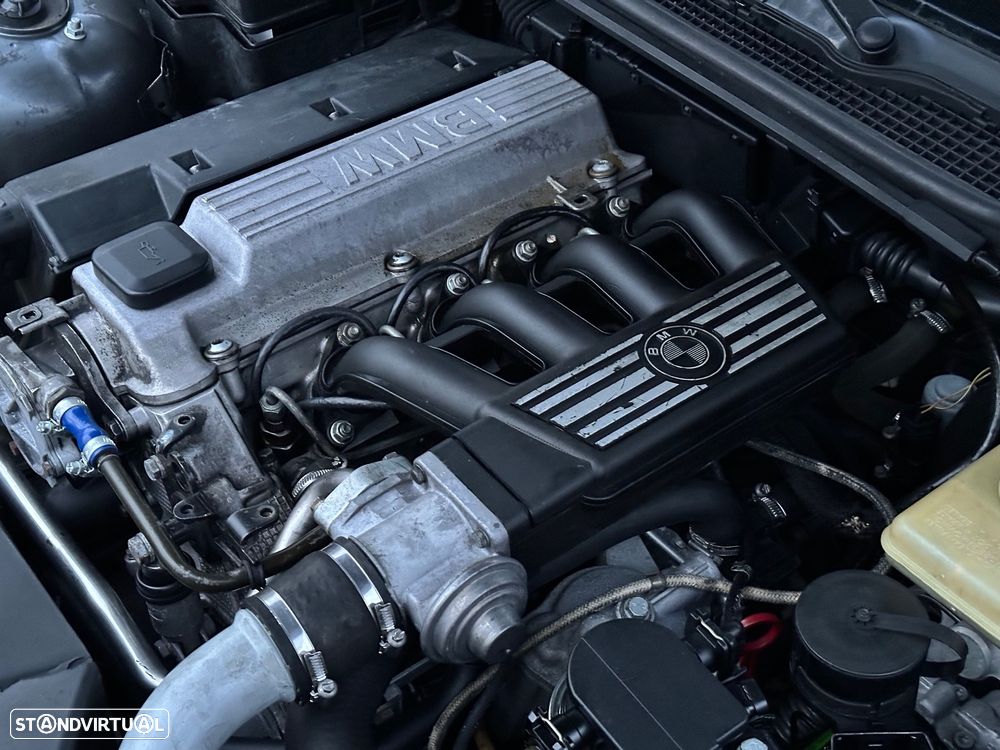 BMW 318 tds Touring - 13