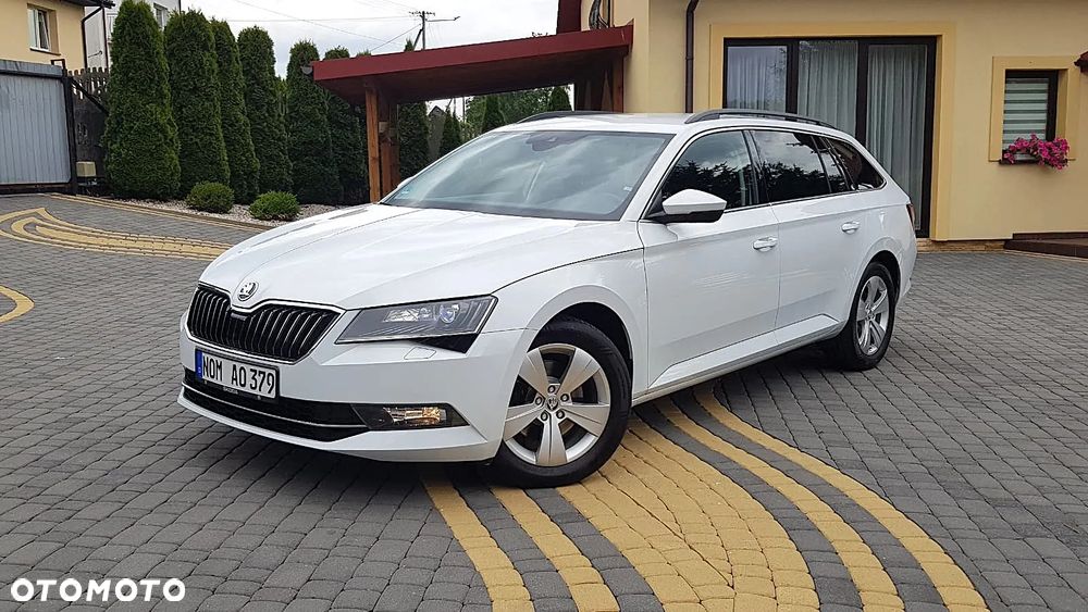 Skoda Superb 2.0 TDI 4x4 DSG Ambition - 1