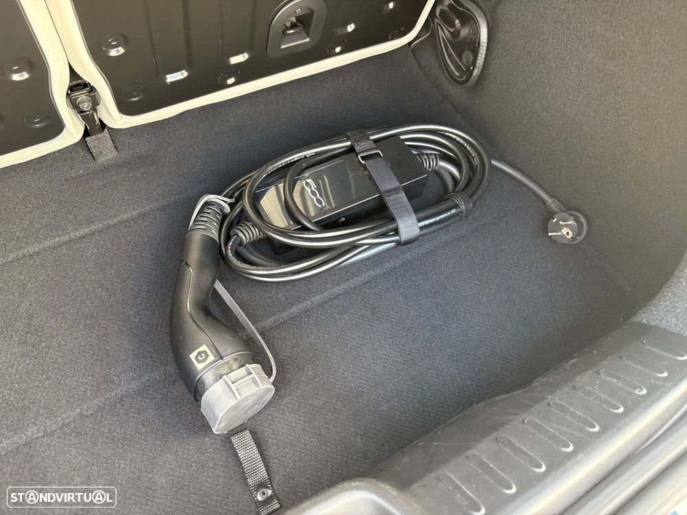 Fiat 500e C La Prima by Bocelli - 8