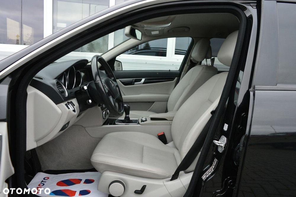 Mercedes-Benz Klasa C - 17