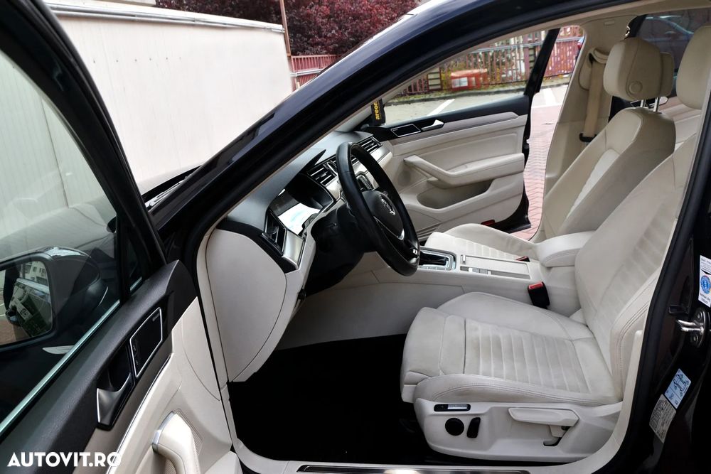 Volkswagen Passat 2.0 TDI DSG 4Motion Highline - 12
