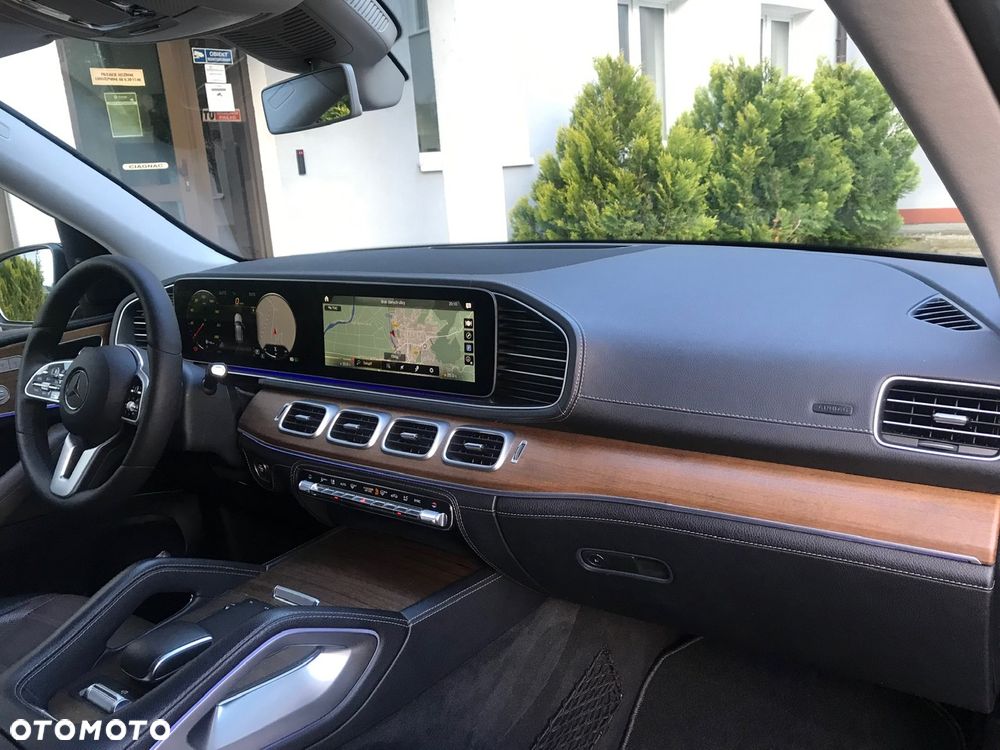 Mercedes-Benz GLE - 19