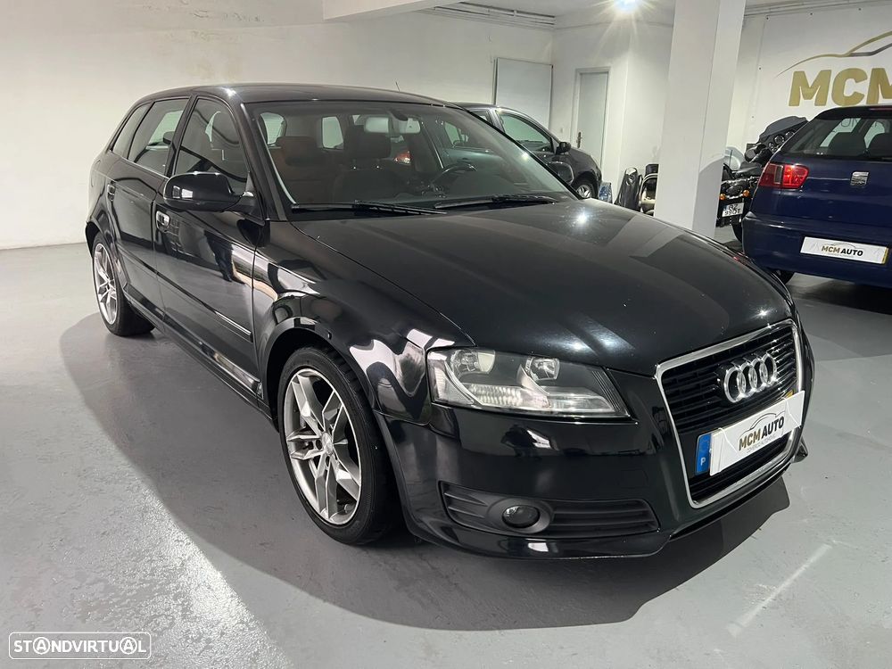 Audi A3 Sportback 1.6 TDI DPF S line Sport Pack - 8