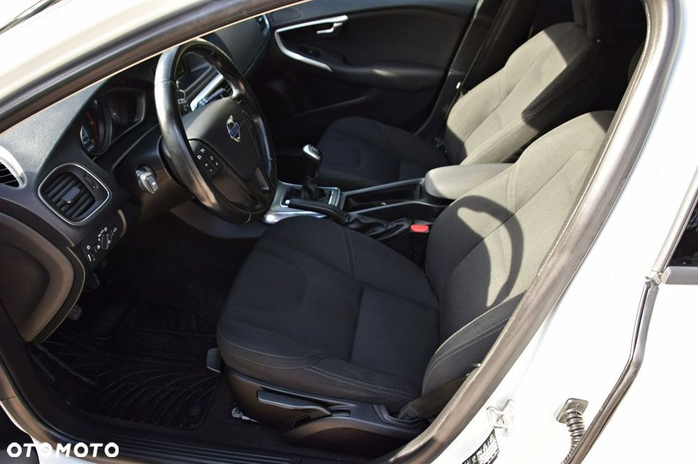 Volvo V40 - 28