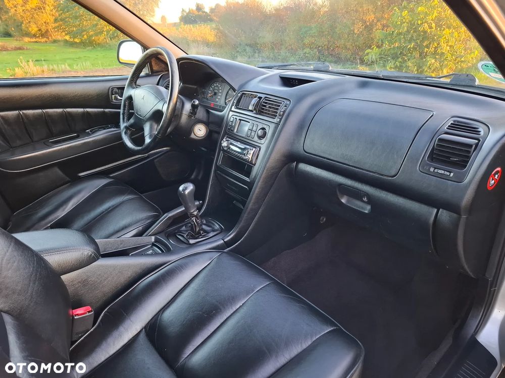 Mitsubishi Galant 2000 photo 5