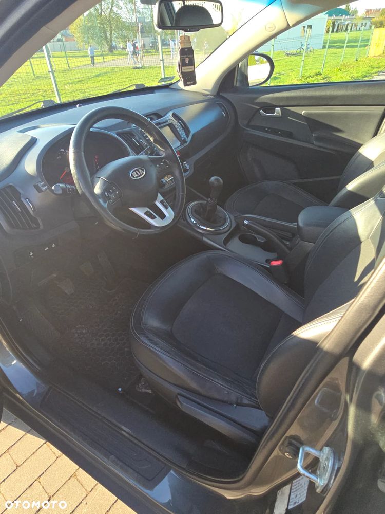 Kia Sportage 2.0 XL 2WD - 12