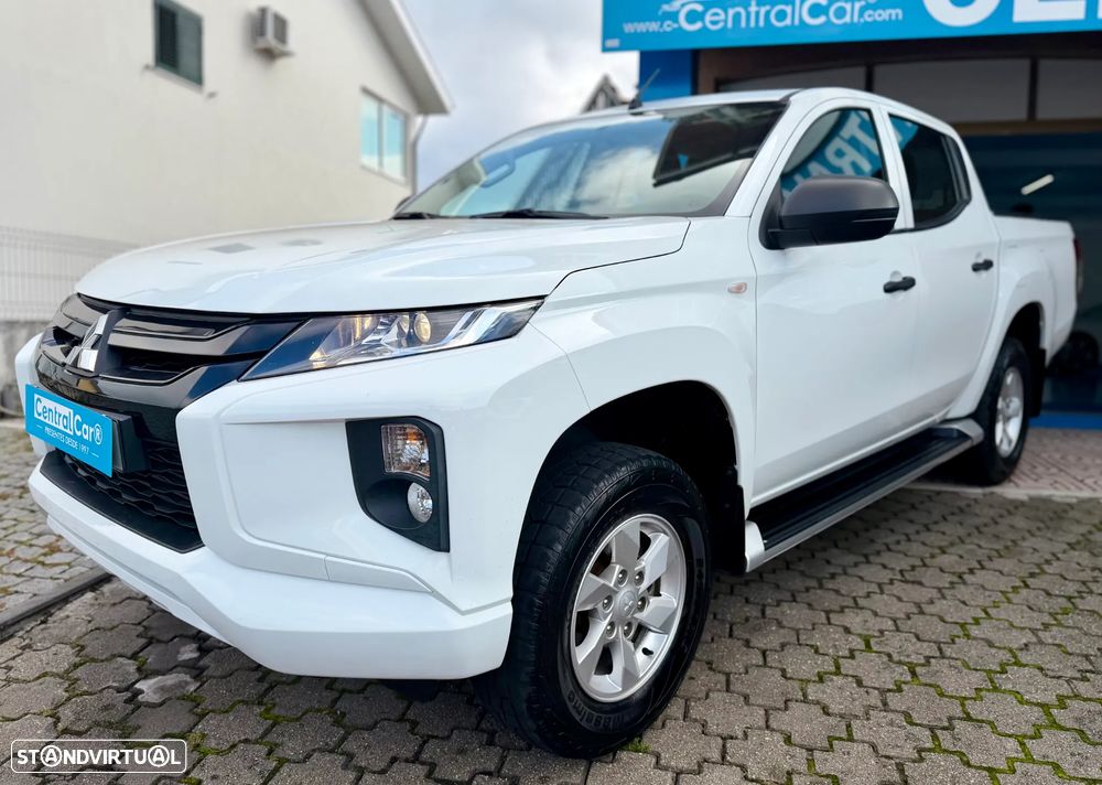 Mitsubishi L200 2.3 DI-D Space Cab Invite 4WD - 5
