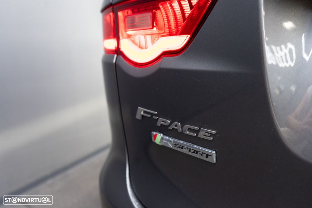 Jaguar F-Pace 20d Aut. R-Sport - 20
