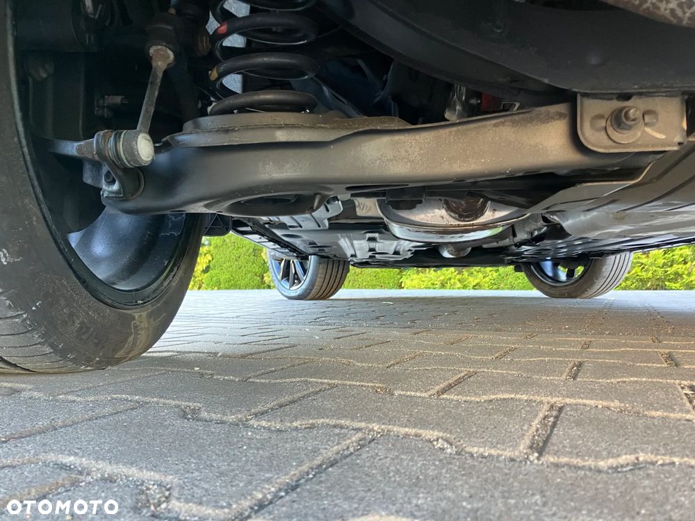 Ford Kuga 1.5 EcoBoost FWD ST-Line ASS GPF - 10