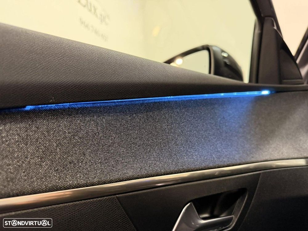 Peugeot 3008 1.5 BlueHDi Allure EAT8 - 23