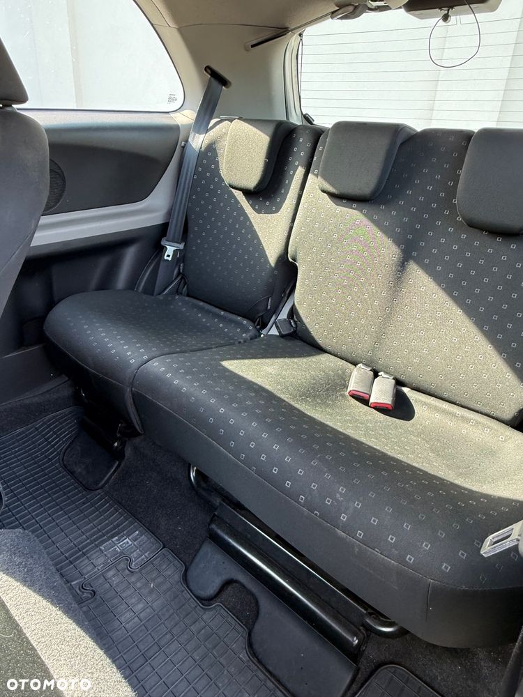 Toyota Yaris 1.0 Terra A/C - 12