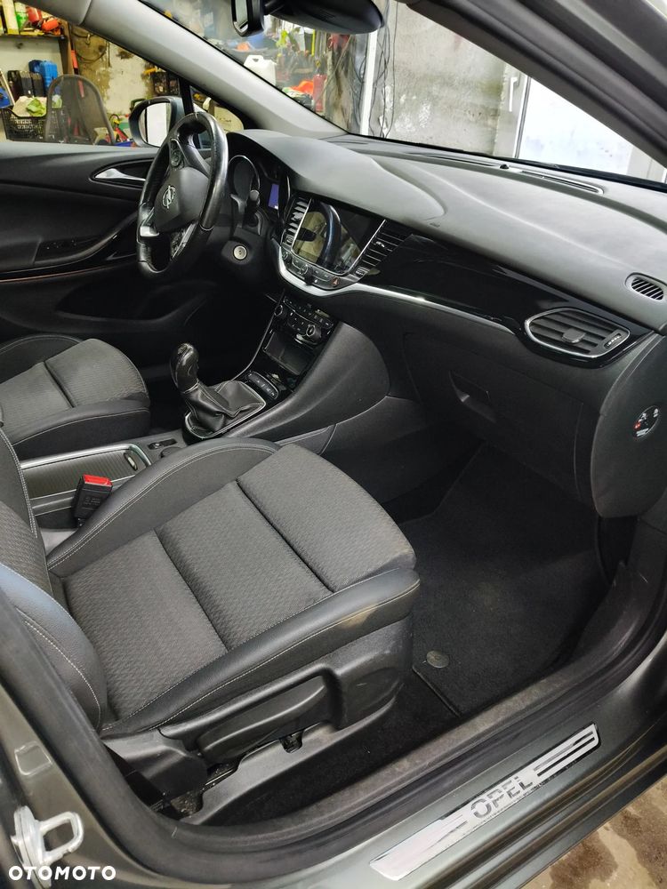 Opel Astra 1.6 CDTI DPF ecoFLEX TourerStart/Stop Exklusiv - 3