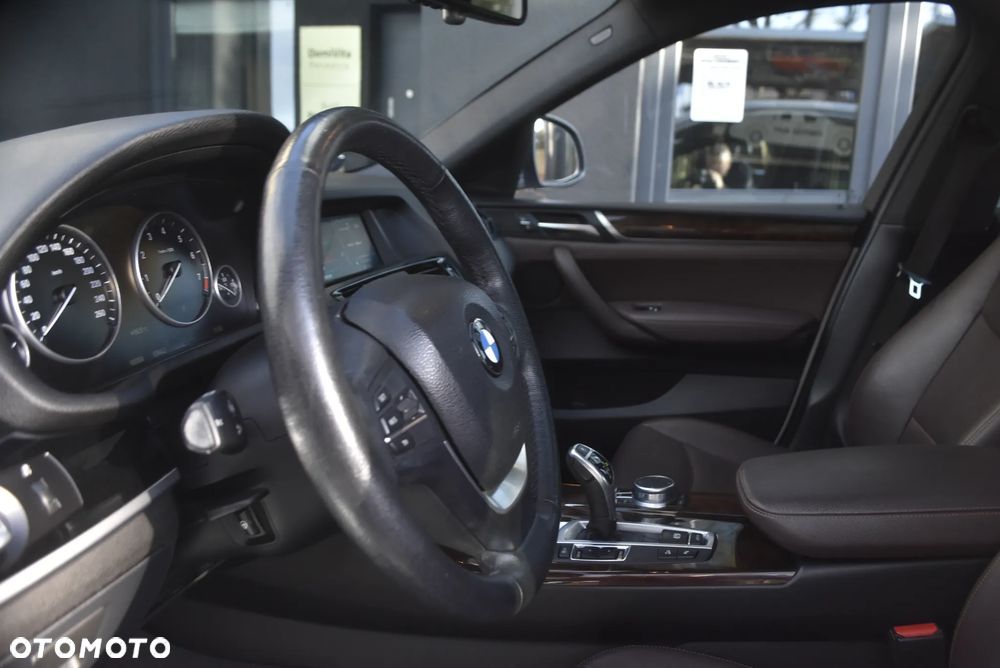 BMW X4 xDrive28i Advantage - 24