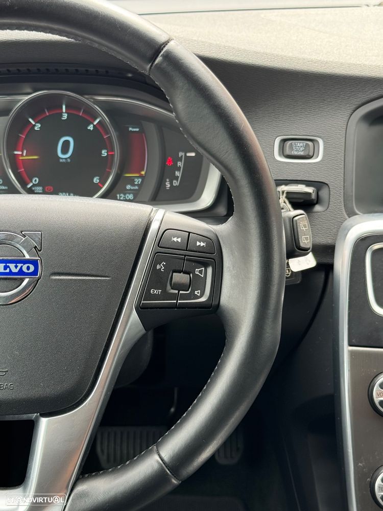 Volvo V60 1.6 D2 Momentum Eco Powershift - 20