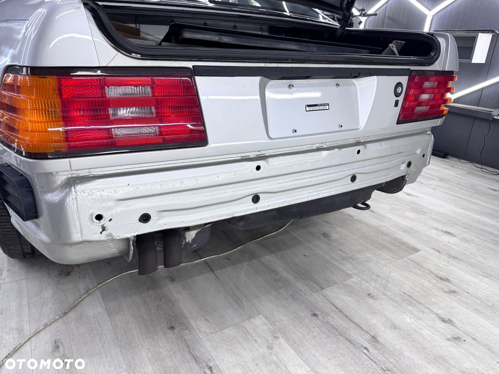 Mercedes-Benz SL - 32