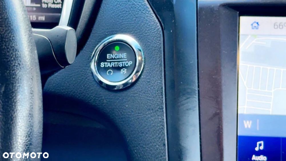Ford Fusion 2.0 EcoBoost Titanium - 22