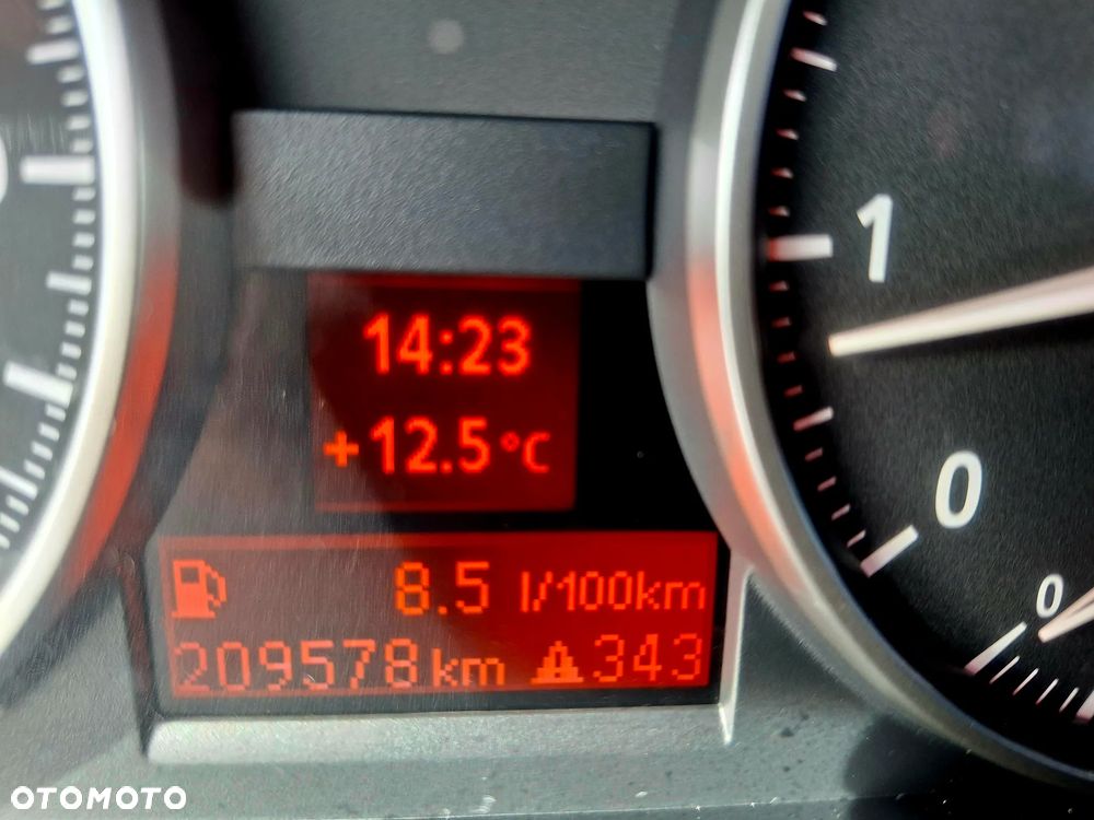 BMW Seria 3 320i - 8