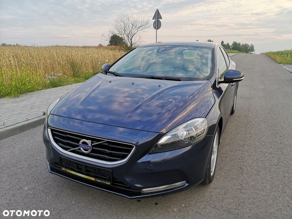 Volvo V40 D3 Momentum - 30