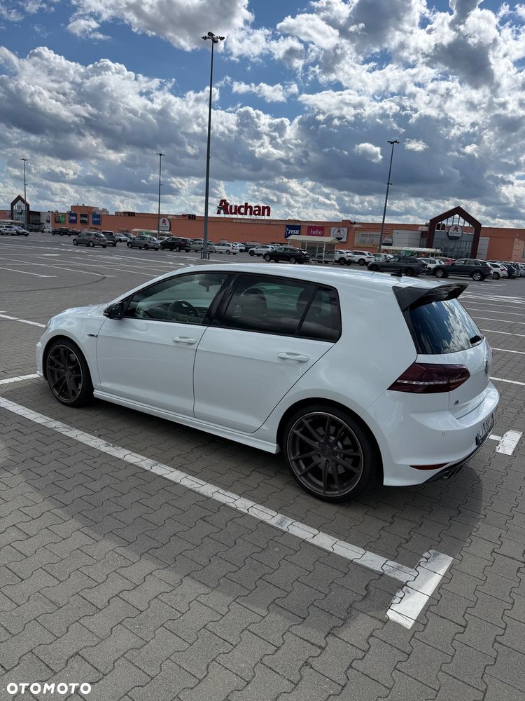 Volkswagen Golf - 3