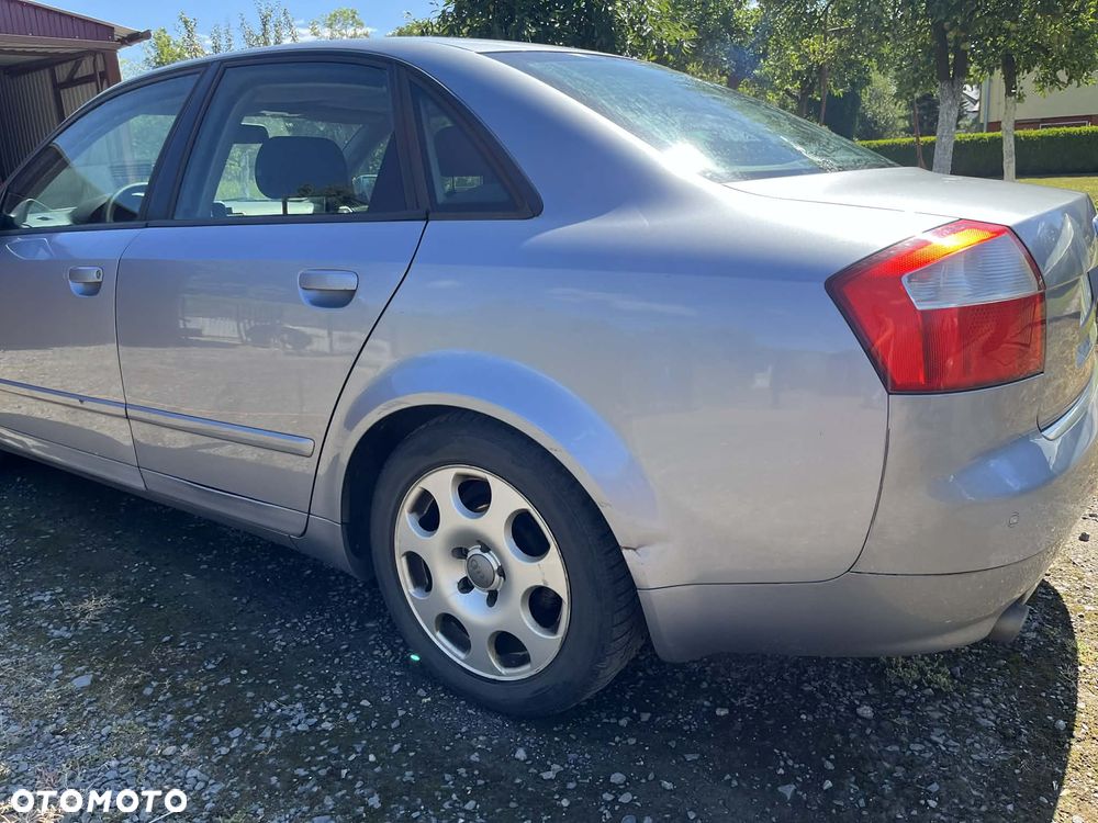 Audi A4 Limousine - 7