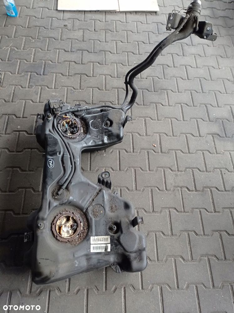 AUDI A3 8V 2.0 TDI ZBIORNIK PALIWA 5Q0201022RQ - 3