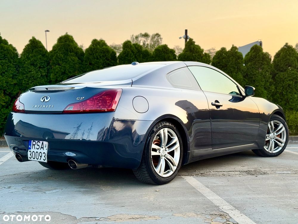 Infiniti G G37 GT - 4