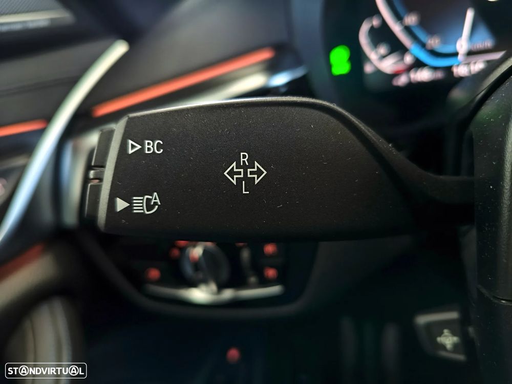 BMW 530 e Pack M — fotografia 27