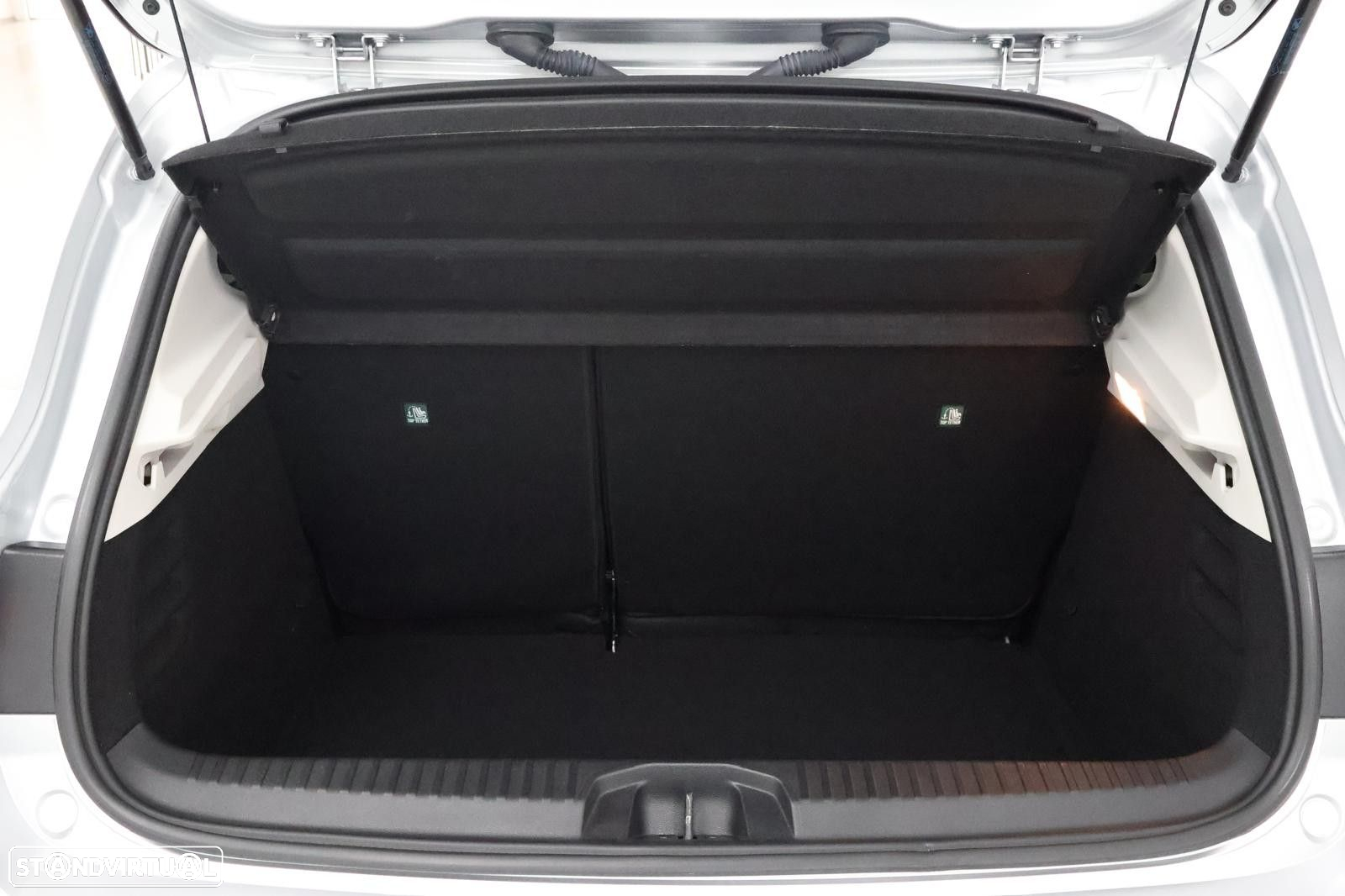 Renault Clio 1.0 TCe Limited CVT - 6