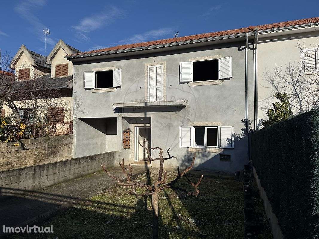 Moradia T6 para venda - Grande imagem: 2/18