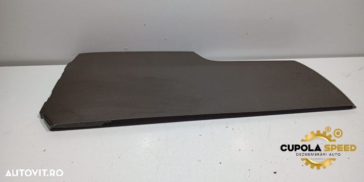 Ornament consola centrala dreapta Lancia Thema 2 [2011 - 2014] - 1